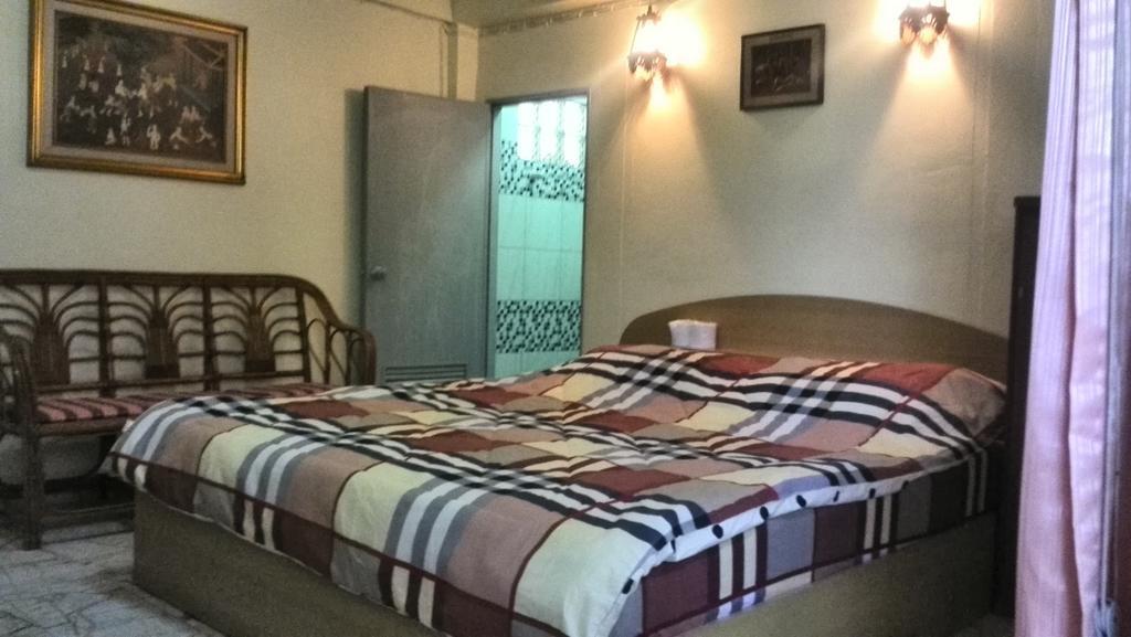 Tientong Guesthouse Hua Hin Exterior photo